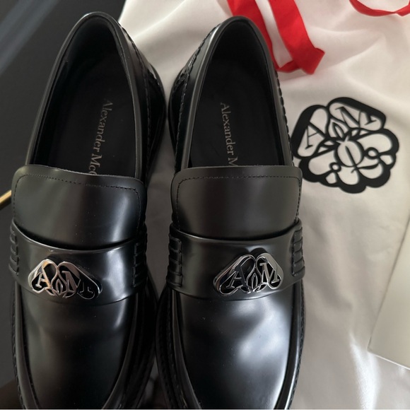 Alexander McQueen - New Sz 38(8) dark brown oxfords w/metal logo - Picture 5 of 6